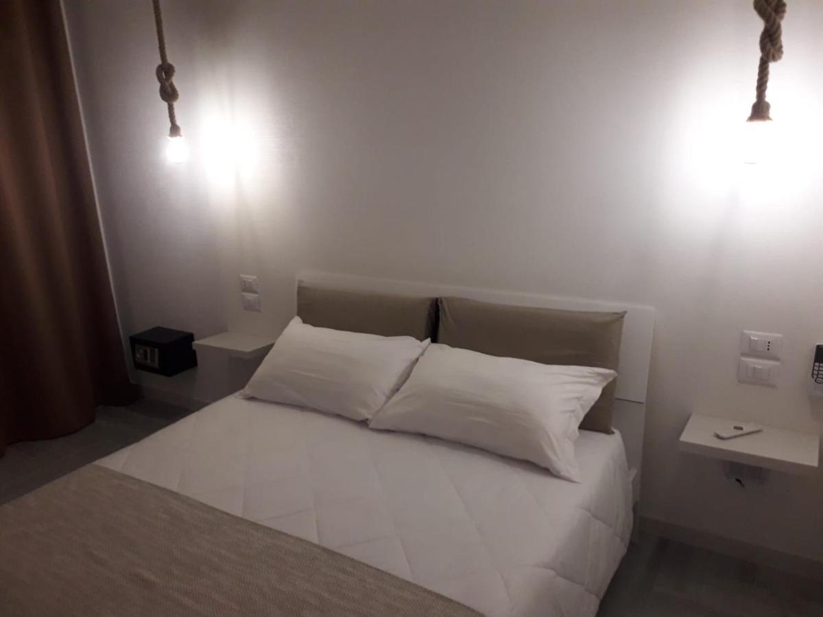 Aquamari B&B Вьесте Экстерьер фото