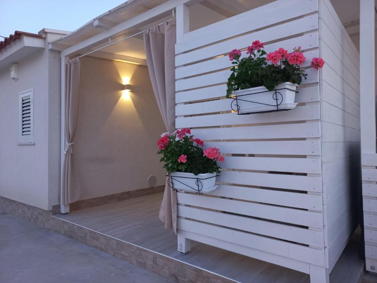 Aquamari B&B Вьесте Экстерьер фото